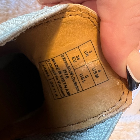 Dr Marten Chelsea boot - Picture 7 of 9